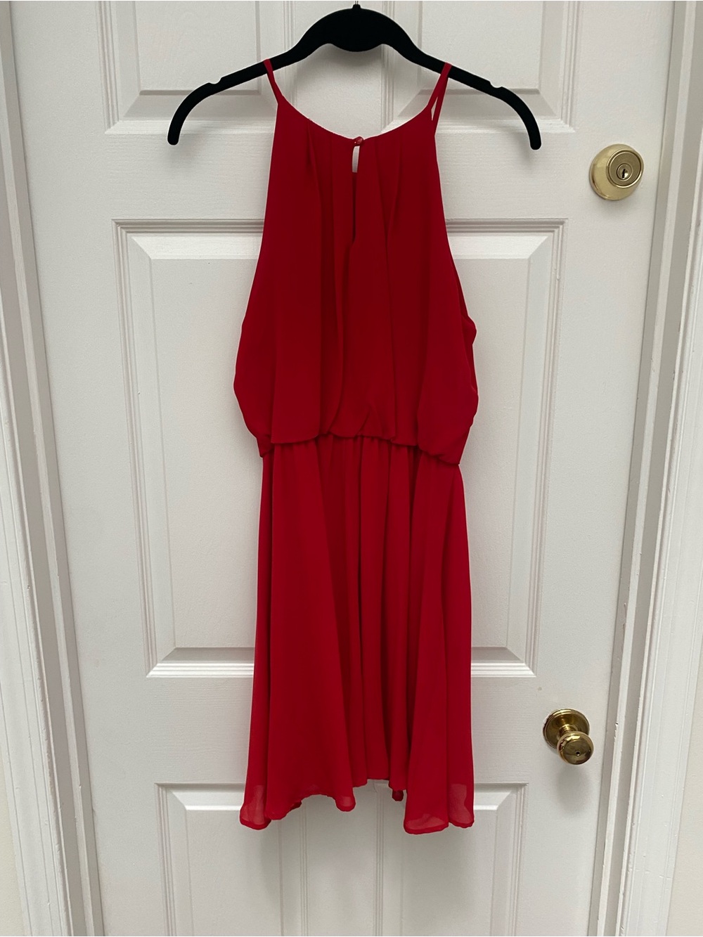 Lush Red Halter Mini Dress with Elastic Waistline and Flowy Skirt - Large - Picture 5 of 6